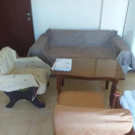 Apartment Selmani *