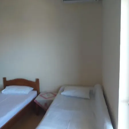 Selmani Apartment *
