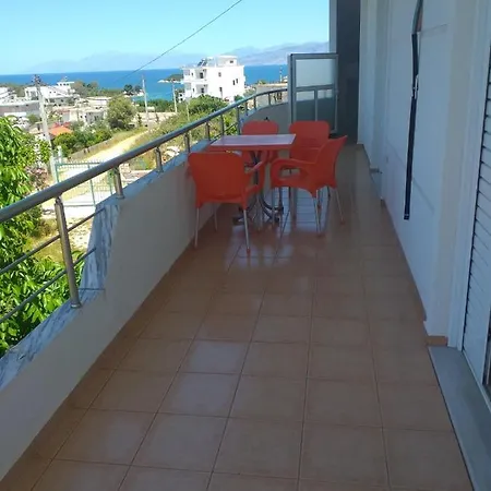 Selmani Apartment *