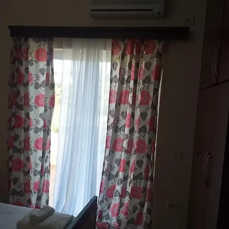Apartment Selmani *