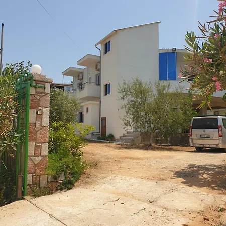 Selmani
